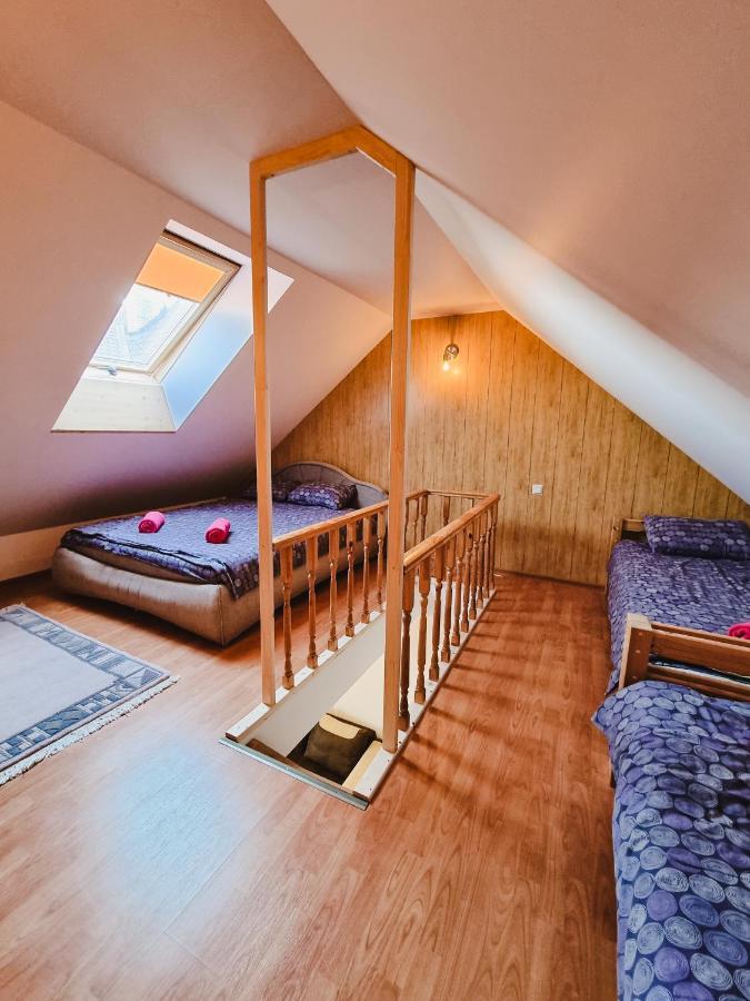 Hotel Viesu Nams Kapsargi Ventspils Exteriér fotografie