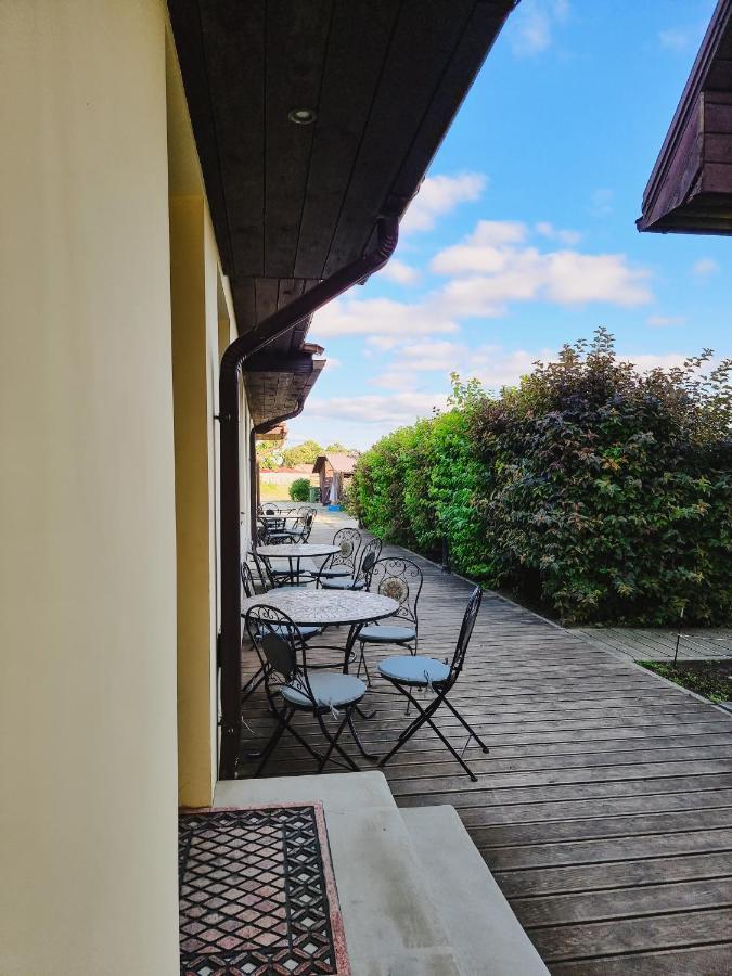 Hotel Viesu Nams Kapsargi Ventspils Exteriér fotografie